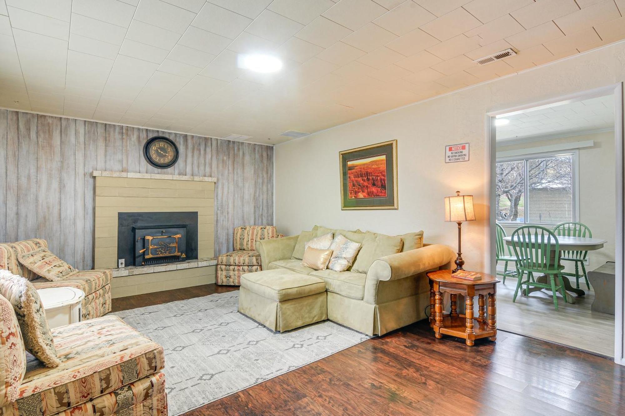 Tropic Getaway Near Bryce Canyon National Park! Bagian luar foto
